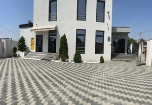 vand spatiu comercial