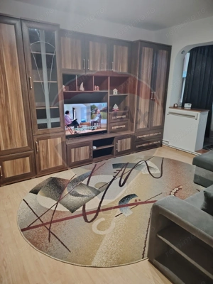 Apartament cu 2 camere de închiriat în zona Craiovita Noua