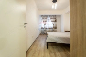 Apartament 3 camere cu 2 locuri de parcare si boxa Coresi - imagine 9