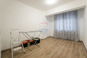 Apartament 3 camere cu 2 locuri de parcare si boxa Coresi - imagine 6