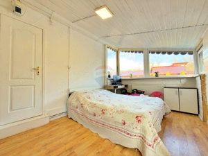 Casă cu 5 camere de vânzare în zona 3 Insule, Arad - imagine 6