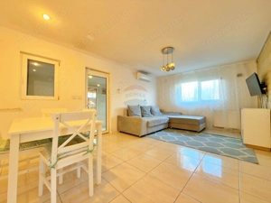 Casă cu 5 camere de vânzare în zona 3 Insule, Arad