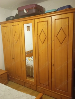 Van șifonier și mobila living