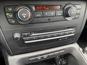 BMW X1 2.0 Diesel 143 CP An 2012 - imagine 16