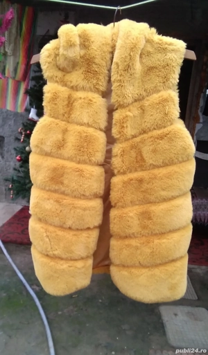 vând vestă blană cu glugă, M L