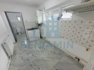 Casa 3 camere-Teren 300mp-Centrala termica-Libera-Zona Brestei - imagine 8