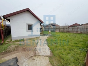 Casa 3 camere-Teren 300mp-Centrala termica-Libera-Zona Brestei - imagine 2