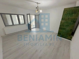 Casa 3 camere-Teren 300mp-Centrala termica-Libera-Zona Brestei - imagine 3