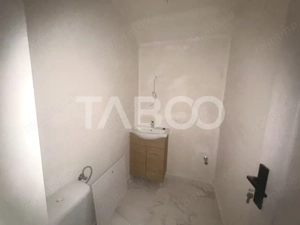 Apartament spatios 4 camere 2 bai 2 balcone si parcare  zona Turnisor - imagine 6