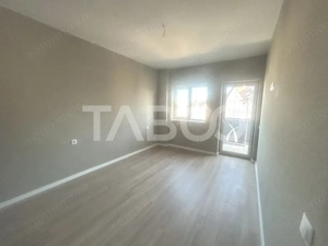 Apartament spatios 4 camere 2 bai 2 balcone si parcare  zona Turnisor - imagine 5