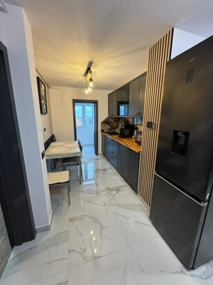 Apartament cu 2 camere de închiriat în Curtea de Argeș. - imagine 3