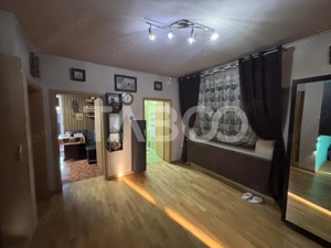 Casa individuala de vanzare cu 5 camere +spatiu comercial 3 bai Sibiu - imagine 5