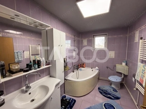  Casa individuala de vanzare cu 5 camere +spatiu comercial 3 bai Sibiu - imagine 19