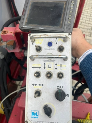 Remorca tehnologica   furajera BVL   12 m  ( electric si hidraulic ) - imagine 8