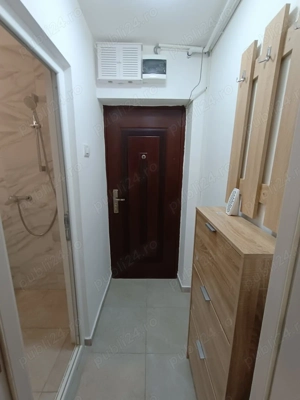 Garsoniera ideala pentru locuit sau investitie- vis-a-vis de BCR - imagine 8