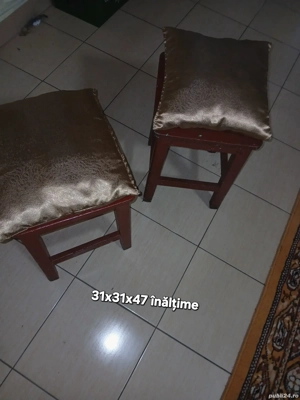 Scaunne din lemn masiv 