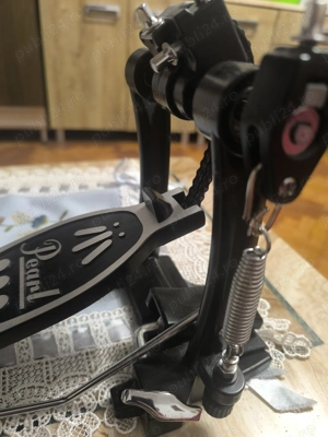 Vând pedală Pearl P 530