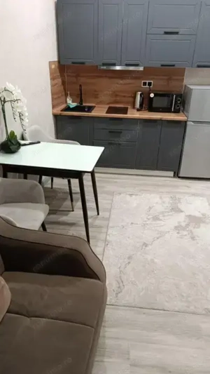 Inchiriez garsoniera in zona Piata Chibrit - imagine 3