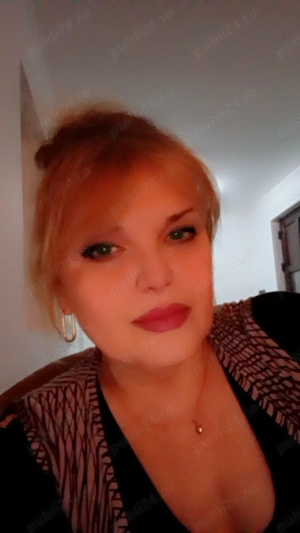 Doamna matura_metrou universitatii