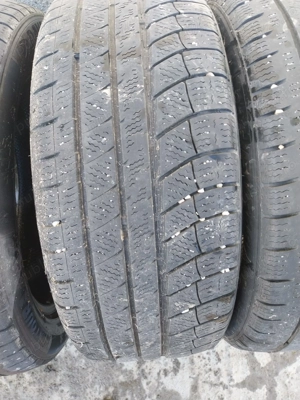 Cauciucuri de vânzare