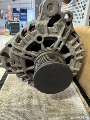 Alternator Original VW Passat Valeo 03L 903 024 L - imagine 2