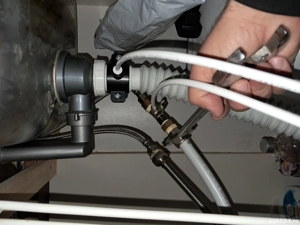 Instalații sanitare, dedurizatoare, sisteme filtrare, centrale