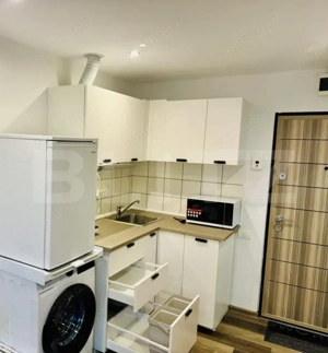 Garsonieră complet renovată în zona Complex - imagine 5