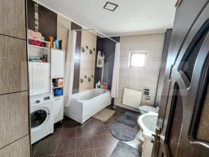 Casa spatioasa cu mansarda, 190 mp utili, teren generos - imagine 8