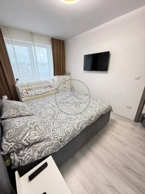 Apartament 2 camere + dressing, mobilat și utilat modern – zona Aurel Vlaicu - imagine 3