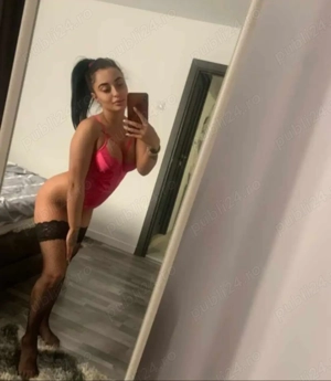 Bella reala nu ezita sa ma suni