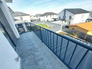 Casă cu 4 camere, încălzire în pardoseală, terasă acoperită și pivniță - imagine 7