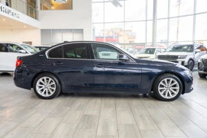 BMW Seria 3 330e iPerformance - imagine 5