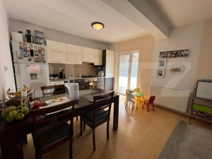 Duplex de 4 camere, 120 mp, 2 parcari, gradina, zona Terra - imagine 2