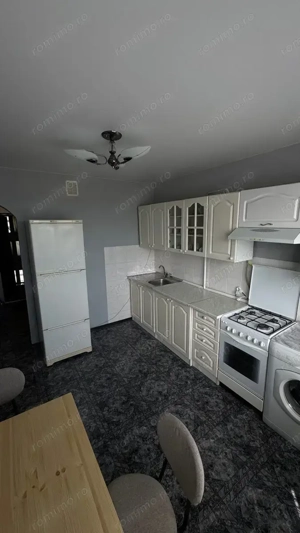 Va oferim pentru inchiriere o garsoniera mobilata in zona militari - imagine 3