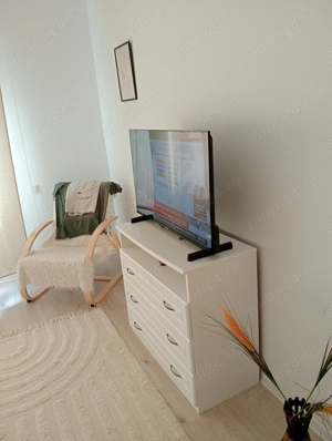 Ofer spre închiriere o garsonieră în bloc nou, zona tractorul Brașov str Ioan Popasu complet mobilat - imagine 5