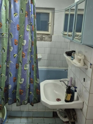 Vând ap.3 cam.conf.1 decomandat .bloc de 4 etaje etajul 3 - imagine 5