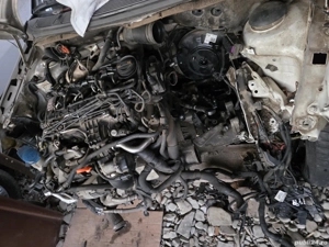 dezmembrez skoda fabia 2 - imagine 5