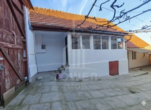 Casă de vânzare – Comuna Rășinari, str. Andrei Șaguna – aproape de centru - imagine 4