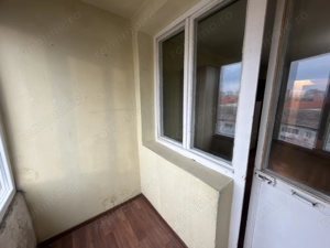 Zona Circumvaltiunii. Etaj intermediar. Disponibil imediat  - imagine 8