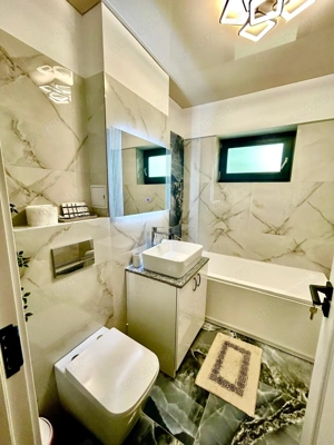 Cazare, regim hotelier Adamant Towers  - imagine 2