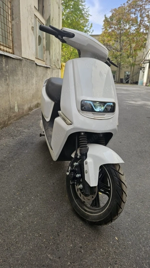 Angajam  Curieri  Glovo  - imagine 2