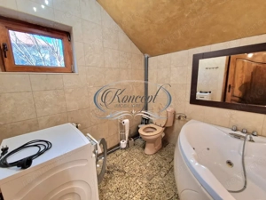 Apartament spatios pe doua niveluri in zona Semicentrala - imagine 20