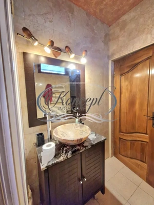 Apartament spatios pe doua niveluri in zona Semicentrala - imagine 12