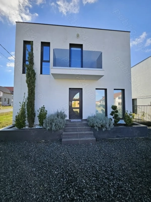 Incriez Casa vila de lux in Fantanele Arad 