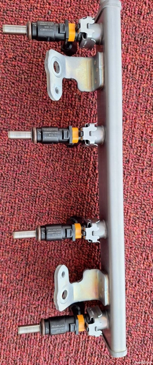 Rampa injecție benzina  - imagine 3