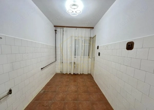 Apartament spațios cu 2 camere | Parter înalt | Girocului - imagine 3