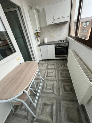 Inchiriez apartament