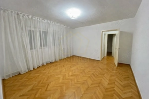Apartament spațios cu 2 camere | Parter înalt | Girocului
