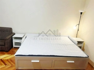 Apartament cu o camera de inchiriat