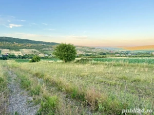 Teren cu priveliște deosebită   700 mp, Valea Fânățelor